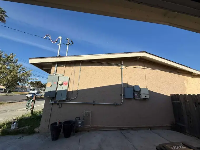 MR SOTO CONSTRUCTION INC project photo 98 showing construction and remodeling work in Spring Valley California